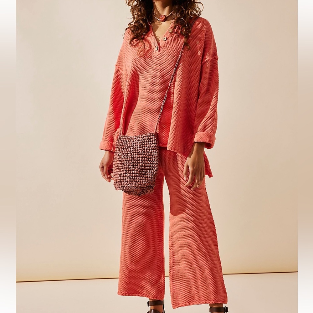 Cute Hailee free people sweater set.